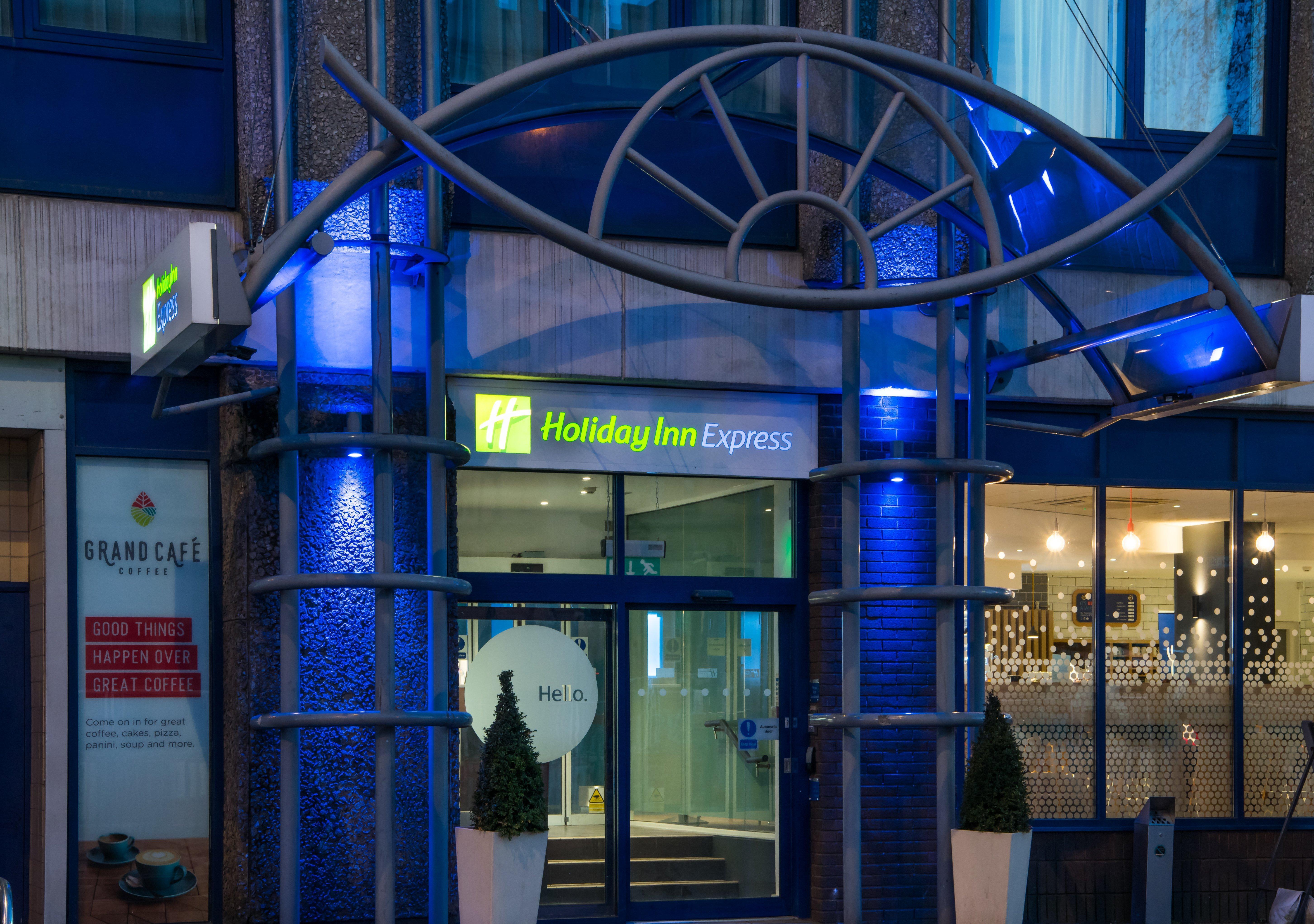 Holiday Inn Express Bristol City Centre, An Ihg Hotel Exterior photo