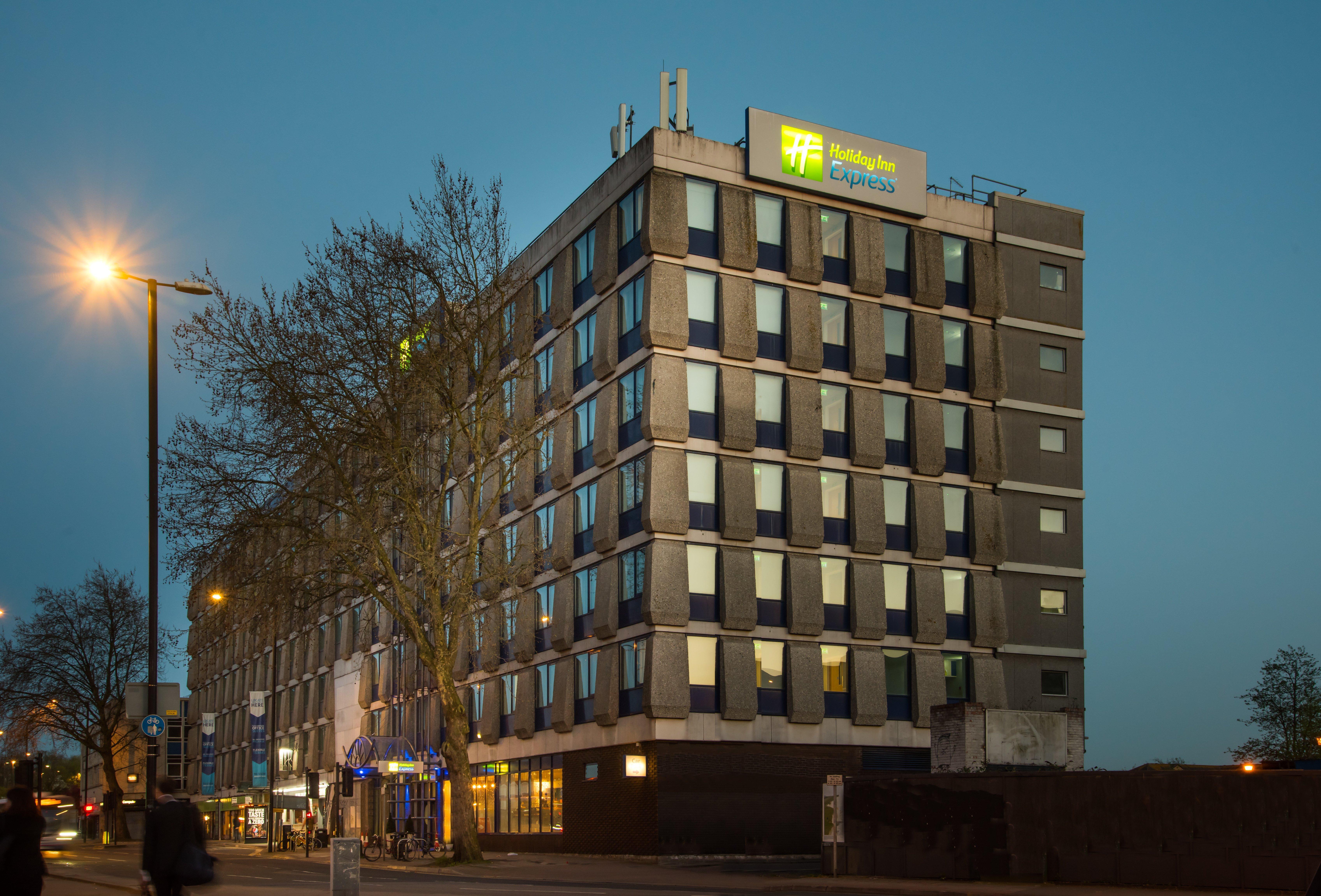 Holiday Inn Express Bristol City Centre, An Ihg Hotel Exterior photo